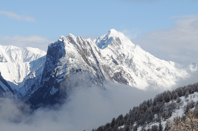 Perron des Encombres  et Croix des Têtes